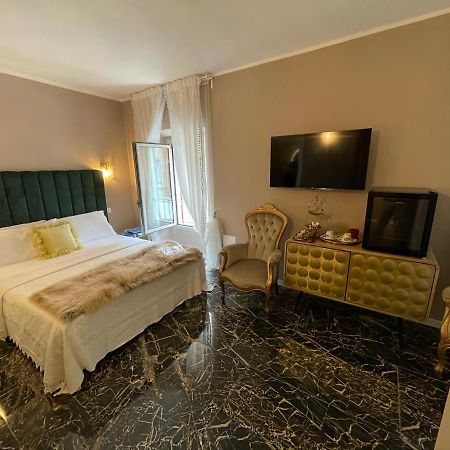 Prestige Suite Via Romagnoli Sirmione Bagian luar foto
