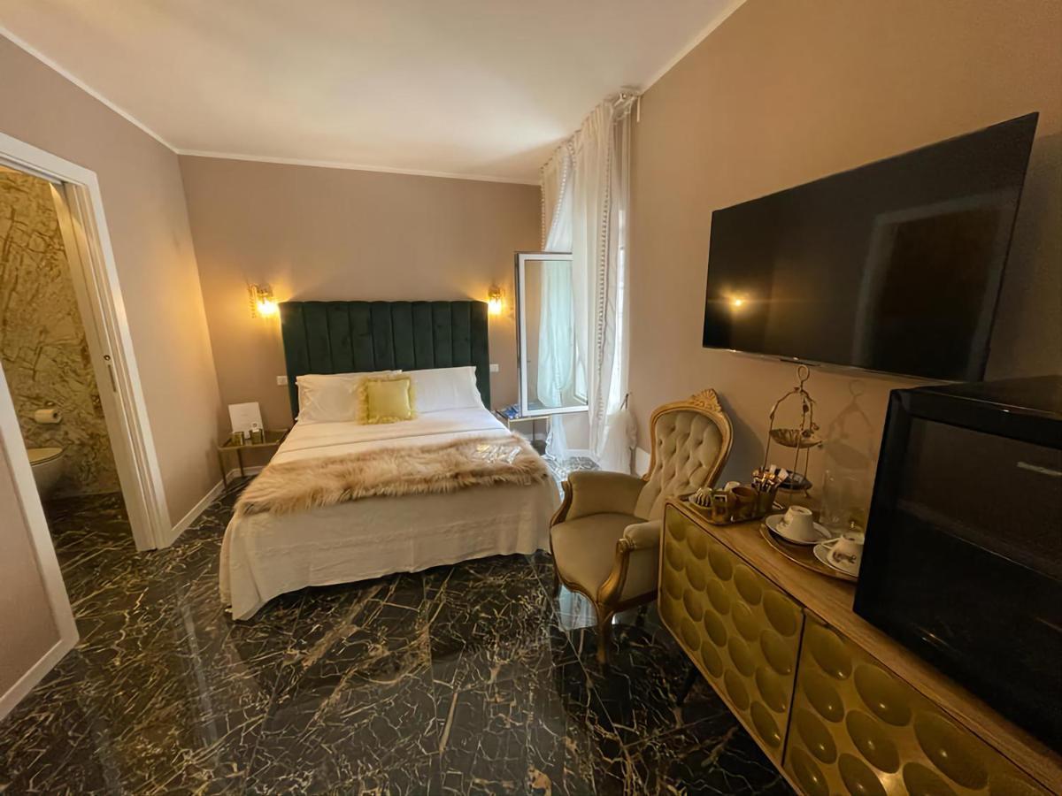 Prestige Suite Via Romagnoli Sirmione Bagian luar foto
